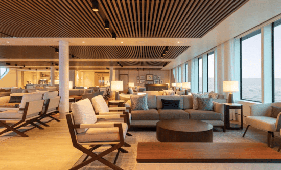 Explorer Lounge